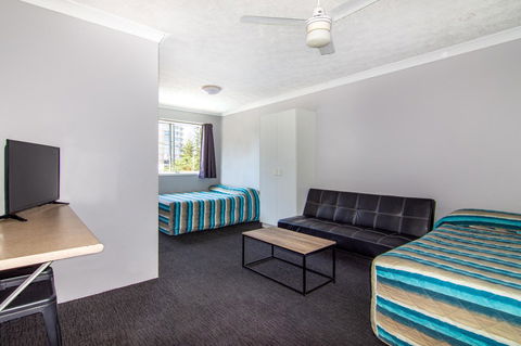 Burleigh Gold Coast Motel - Sydneys Hotel 17
