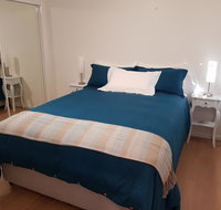Bee-Haven Cottage - Sydneys Hotel