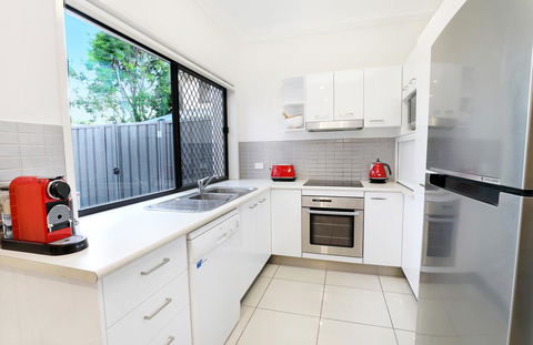 Lotus Retreat - Sydneys Hotel 15