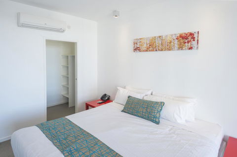 Eastwood Apartments - Sydneys Hotel 6