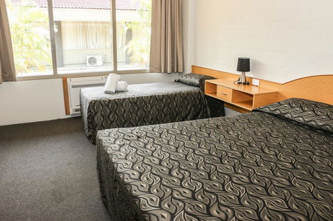 Salisbury Hotel Motel - Sydneys Hotel 17