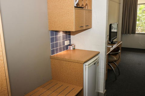 Salisbury Hotel Motel - Sydneys Hotel 14
