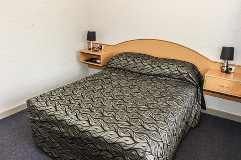 Salisbury Hotel Motel - Sydneys Hotel 22