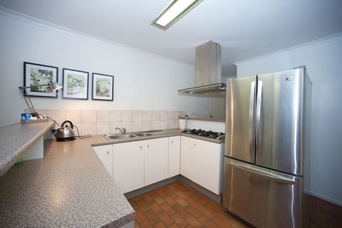 Ingenia Holidays Taigum - Sydneys Hotel 10