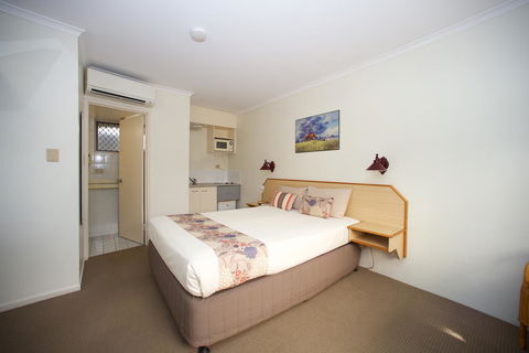 Ingenia Holidays Taigum - Sydneys Hotel 3