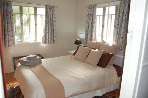 Boonah Cottage - Sydneys Hotel 6