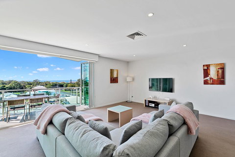 Akama Resort - Sydneys Hotel 28