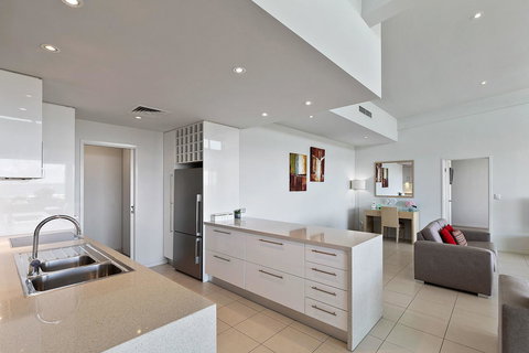 Akama Resort - Sydneys Hotel 21