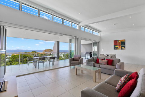 Akama Resort - Sydneys Hotel 24