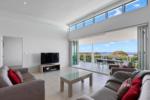 Akama Resort - Sydneys Hotel 23