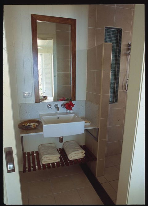 The Pines At Oak Beach - Sydneys Hotel 13