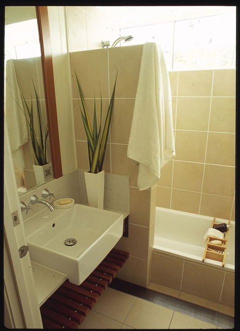 The Pines At Oak Beach - Sydneys Hotel 14