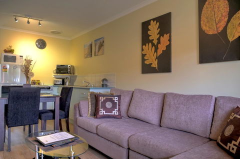 Ficifolia Lodge - Sydneys Hotel 16