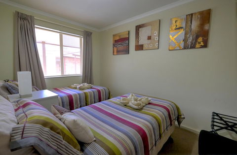 Ficifolia Lodge - Sydneys Hotel 17