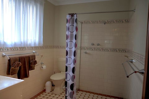 Ficifolia Lodge - Sydneys Hotel 11