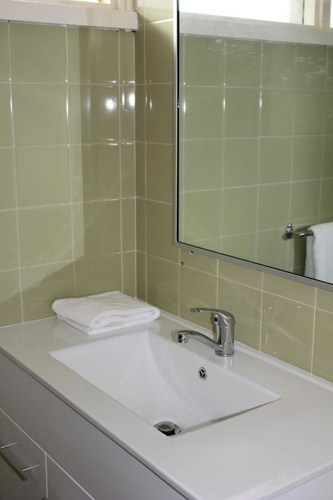 Arcadia Village Motel - Sydneys Hotel 23