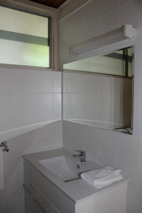 Arcadia Village Motel - Sydneys Hotel 6