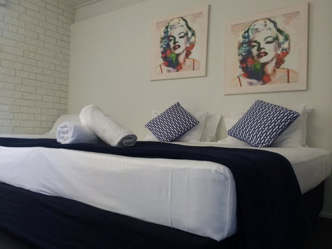 Arcadia Village Motel - Sydneys Hotel 34