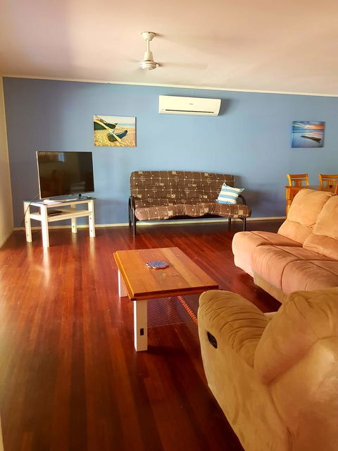 Arcadia Beach Guest House And Car Hire - Sydneys Hotel 23