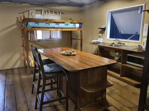 Arcadia Beach Guest House And Car Hire - Sydneys Hotel 35