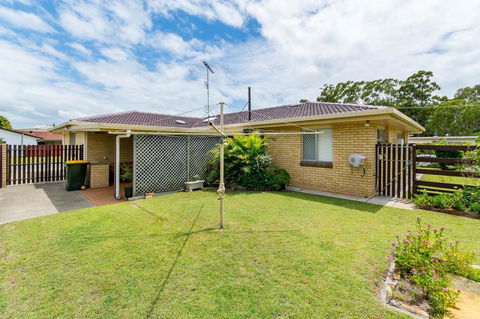 Lowset Sweetie, Central To Everything - Partridge St, Bongaree - Sydneys Hotel 12