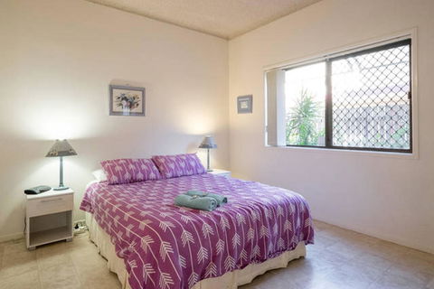 Keith\'s Place, 1 Of The 3 Most Popular Units On Bribie - Sydneys Hotel 10