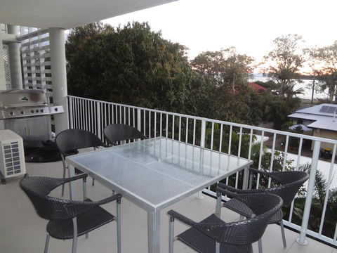 Keith's Sister - Sydneys Hotel 32