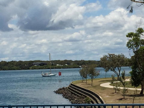 Bribie Waterways Motel - Sydneys Hotel 28