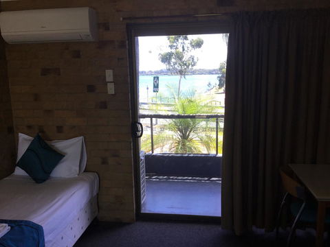 Bribie Waterways Motel - Sydneys Hotel 13