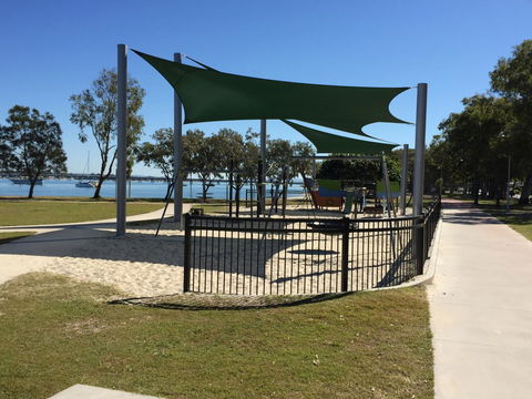 Bribie Waterways Motel - Sydneys Hotel 25