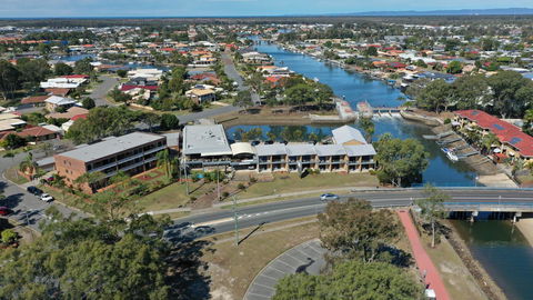 Bribie Waterways Motel - Sydneys Hotel 33