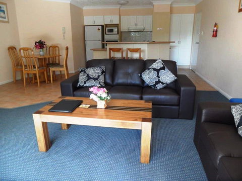 Sylvan Beach Resort - Sydneys Hotel 25