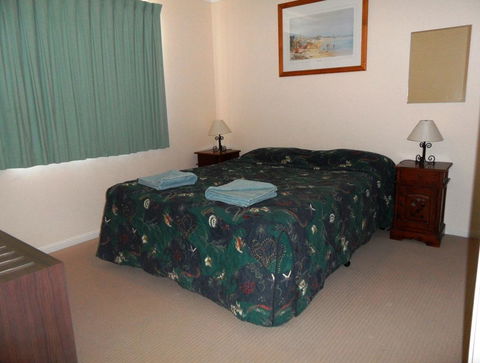 Sylvan Beach Resort - Sydneys Hotel 35