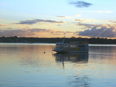 Sylvan Beach Resort - Sydneys Hotel 10