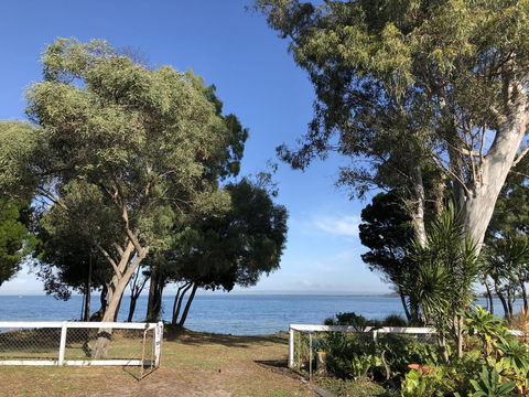 Bribie Beach House - Sydneys Hotel 3