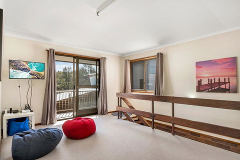 Bribie Beach House - Sydneys Hotel 13