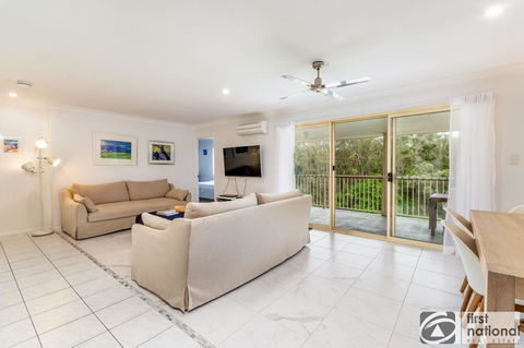Immaculate Spacious Second Floor Unit Overlooking Pristine Parklands - Sydneys Hotel 3