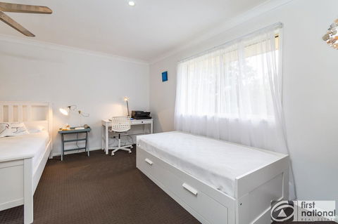 Immaculate Spacious Second Floor Unit Overlooking Pristine Parklands - Sydneys Hotel 4