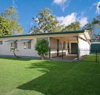 Lowset pet friendly cottage - Sunset Ave Bongaree - Sydneys Hotel