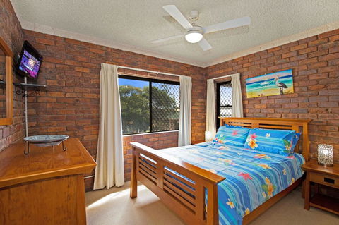 Waterviews,Pool, Wifi Its All Here !- Welsby Pde, Bongaree - Sydneys Hotel 14