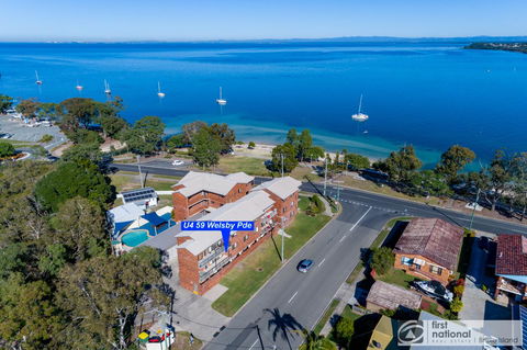 Waterviews,Pool, Wifi Its All Here !- Welsby Pde, Bongaree - Sydneys Hotel 1