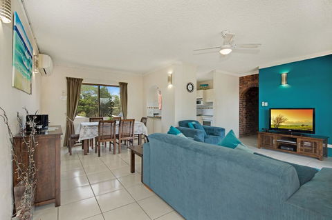 Waterviews,Pool, Wifi Its All Here !- Welsby Pde, Bongaree - Sydneys Hotel 22