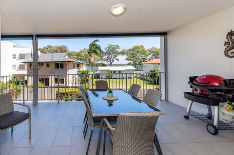 First Floor, Air Conditioned, Free Wi-Fi! - Sydneys Hotel 7