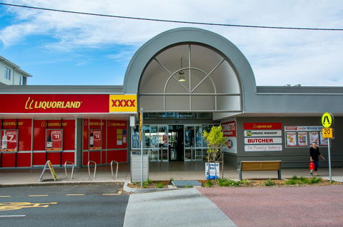 First Floor, Air Conditioned, Free Wi-Fi! - Sydneys Hotel 3