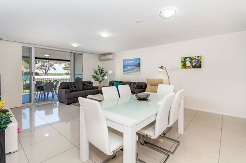 First Floor, Air Conditioned, Free Wi-Fi! - Sydneys Hotel 0