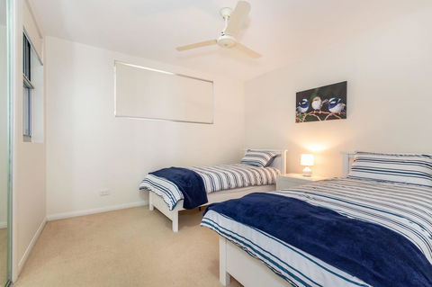 First Floor, Air Conditioned, Free Wi-Fi! - Sydneys Hotel 13