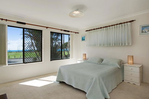Walk To Surf Beach - Ground Floor Apartment - Bribie Horizons Boyd St, Woorim - Sydneys Hotel 15
