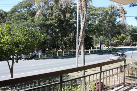 Close To Surf Beach, Surf Club, Hotel And Shops - Boyd St, Woorim - Sydneys Hotel 5