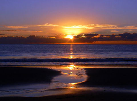 Close To Surf Beach, Surf Club, Hotel And Shops - Boyd St, Woorim - Sydneys Hotel 8