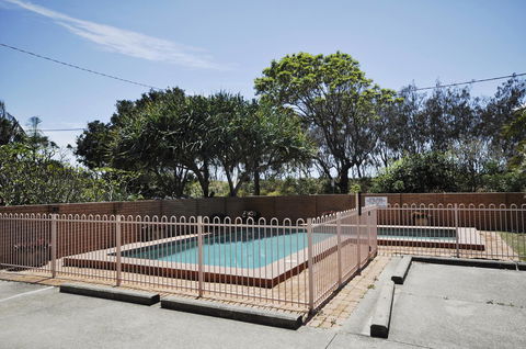 Crystal Waters On The Beach - Sydneys Hotel 15